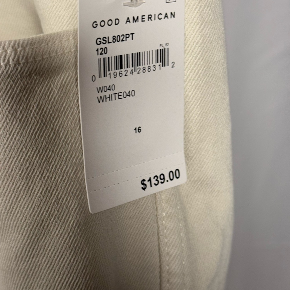 NWT Stylish Cream Denim Jeans - Picture 3 of 7
